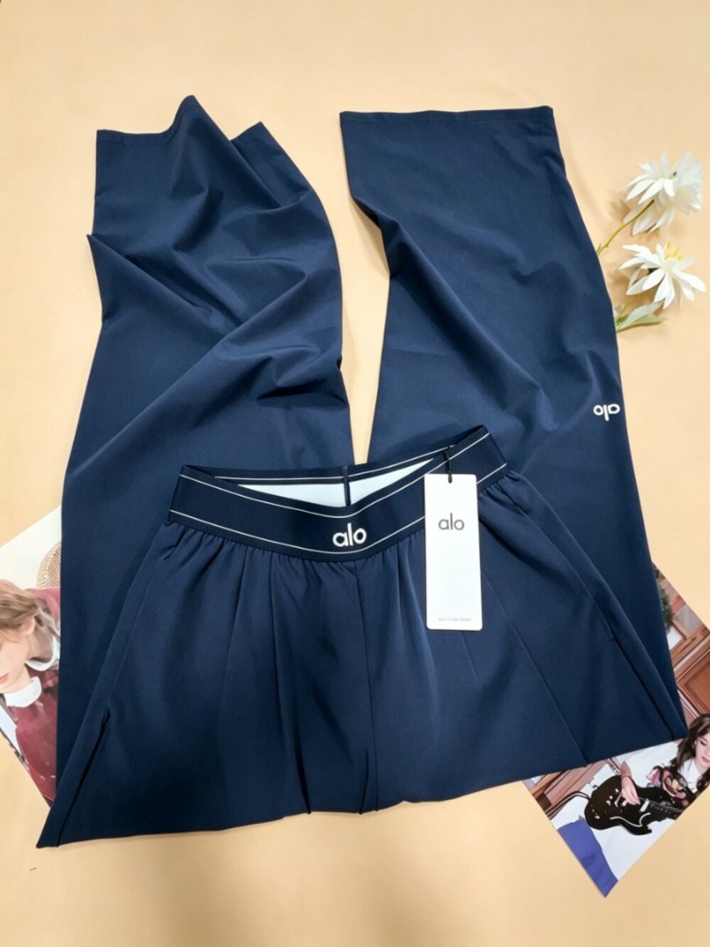 🧸New With Tags ALO Yoga Navy Suit Up Trouser Regular 30" Inseam☁️ - Picture 2 of 9